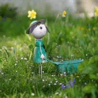 August Lawn & Garden Check List